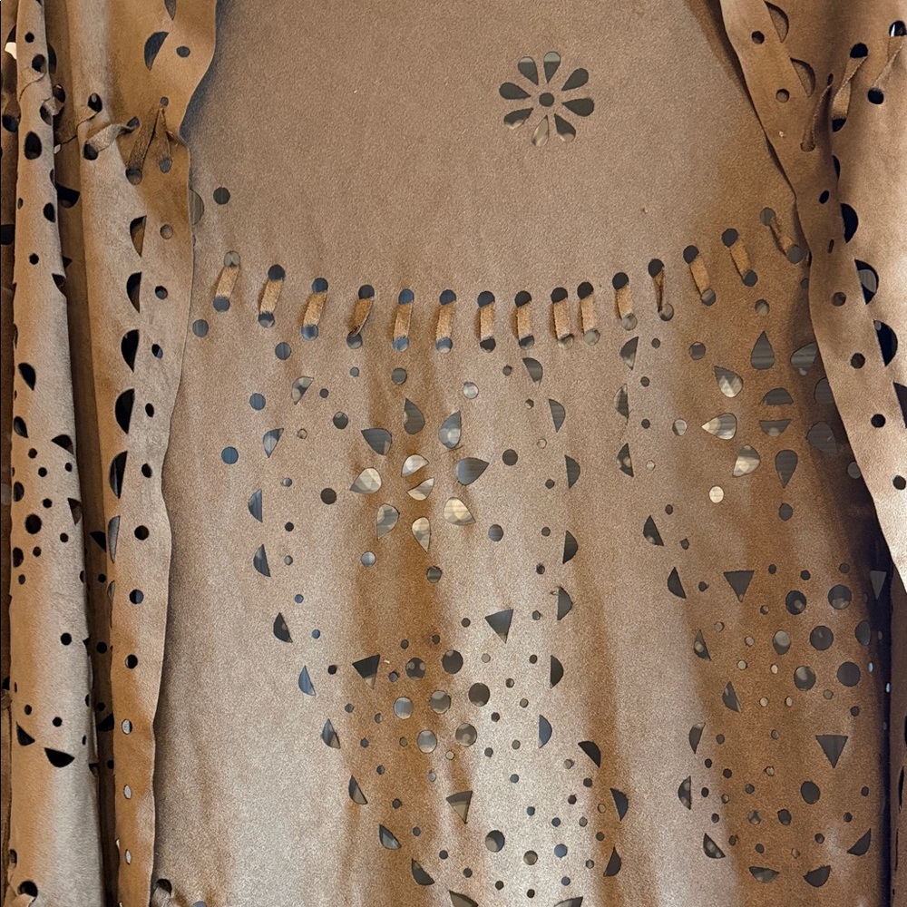 Women's Faux Suede Shawls Fringe Lace Poncho Cape - Picture 5 of 9